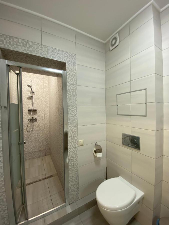 Hotel Obolon Kyiv Exterior photo